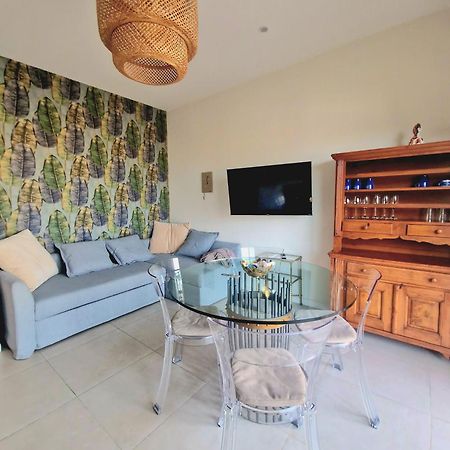 Olivella21 Luxury Apartment Montesanto Napoli Bagian luar foto