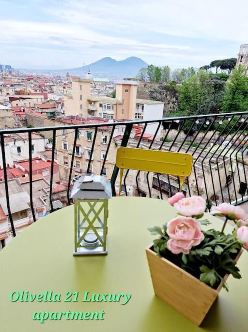 Olivella21 Luxury Apartment Montesanto Napoli Bagian luar foto