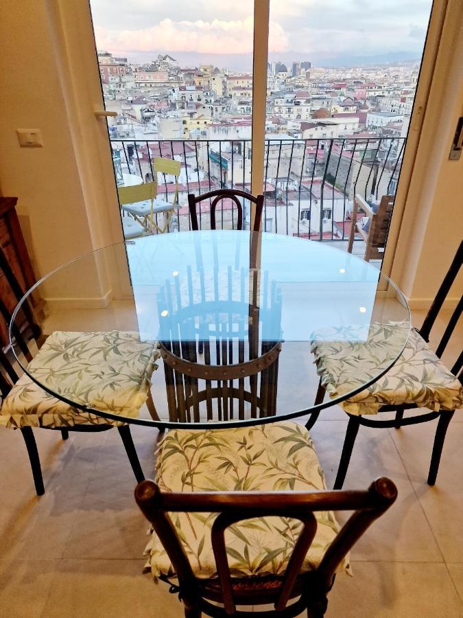 Olivella21 Luxury Apartment Montesanto Napoli Bagian luar foto